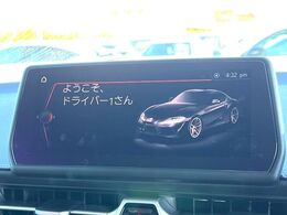 【メーカー純正ナビ】インテリアに溶け込むスタイリッシュな「専用設計」メーカーナビを装備♪視認性や操作性など基本性能にも優れ、より上質なカーライフをお楽しみいただけます。