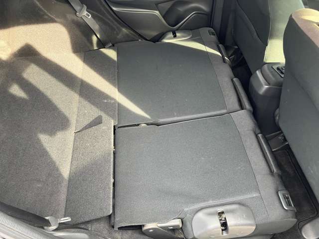 当店の車は全台保証付きで購入後も安心です。保証期間中は全国のホンダディーラーで保証修理を受け付けております。（詳細はスタッフまで！）