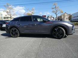 万が一のトラブルでも、24時間365日体制でお客様をサポート。保証期間中は全国どこへでも安心をご提供します。（※但し、内容により対応が出来ない場合がございます。詳しくはスタッフまでお問合せ下さい）