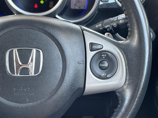 快適なドライブを楽しむための機能が装備されています！運転席から触れるので、使いやすいです！除菌プランいれていただくと、さらに清潔で安心していただけます！