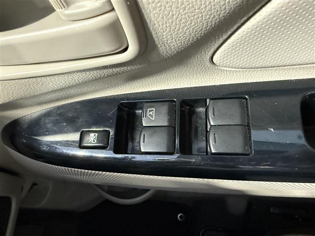 ★自動車保険もお任せ★　保険の専門店【保険のはなこ】には専門の知識を持ったスタッフとあいおいニッセイ同和損保・東京海上日動保険・損害保険ジャパンの3社取り扱いで任意保険もお気軽にご相談ください！！