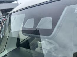 衝突被害軽減ブレーキや横滑り防止装置、車線逸脱警報機能などのサポート装備も充実♪