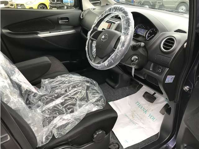 運転席はドライバーの居心地や運転の快適性を左右する大切な場所です。