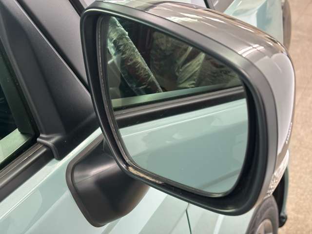 内装クリーニングやメンテナンスを納車前に実施いたします！全車種全メーカーを扱っておりますので少しでもご不明点がございましたらお気軽にお申し付けください！