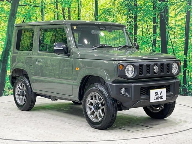 大好評のボディコーティング「弾スプラッシュコート」もご納車までに施工可能。通常のガラスコートと異なる、耐久年数6年の無機質ガラスコーティングが、ボディをキレイな状態に保ってくれます。