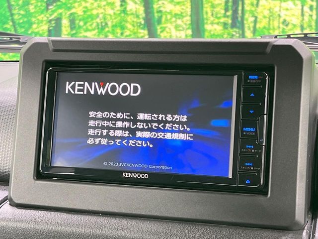 【ナビゲーション】目的地までしっかり案内してくれる使いやすいナビ。Bluetooth接続すればお持ちのスマホやMP3プレイヤーの音楽を再生可能！毎日の運転がさらに楽しくなります！！