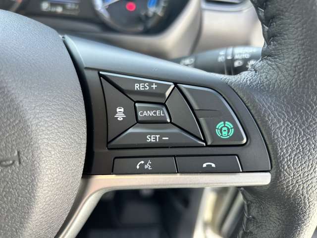 ケイカフェでは、快適なカーライフを過ごしていただくためにオイル交換～定期点検や車検整備なども実施しております。