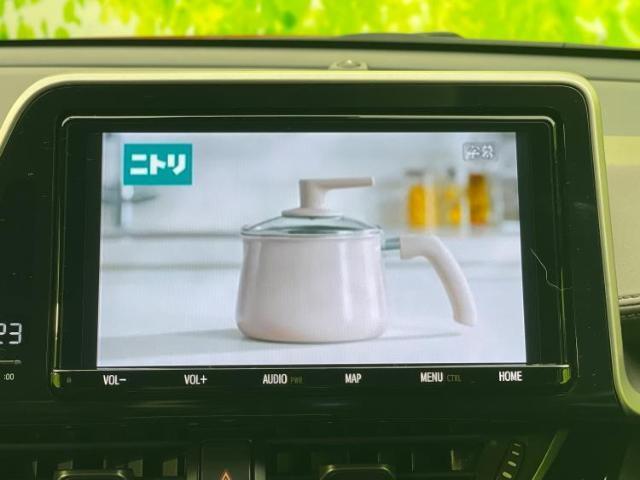 WECARSの店舗にはキッズコーナーがございます！お子様連れのお客様もごゆっくり車選びをお楽しみいただける空間です！