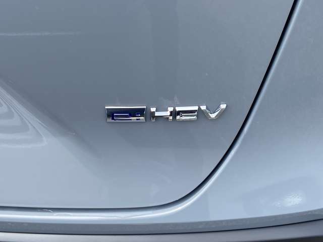 お客様が長く、安心して乗ることができる車を販売することを心がけております。