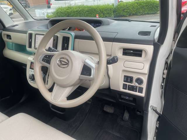 こちらのお車はアップル新安城店にて展示中です♪愛知県安城市住吉町6-2-1♪0120-062-021♪遠方の方もお気軽にご連絡下さい！ご来店前に一度ご連絡下さい♪