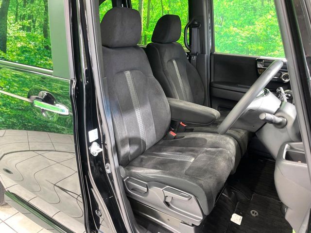 【前席シートヒーター】寒い日に重宝するシートヒーター！エアコンより早く温まってくれるので寒がりの人も安心ですね♪エアコンの温風は乾燥するから苦手、という方にもをおすすめです。