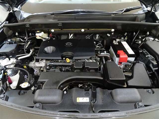 【まるごとクリーニング】トヨタが運営するトヨタ認定中古車の基準を合格したクリーニングを実施しております、室内はもちろん、エンジンルームもピッカピカ☆　是非足を運んで実際に車を見てみてください♪