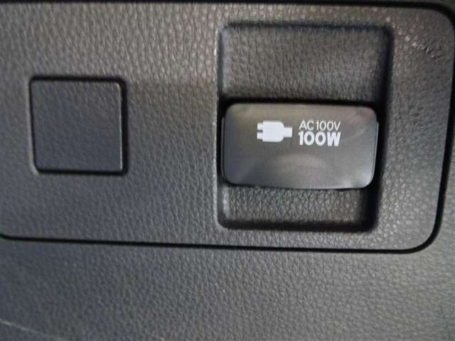 【電源コンセント】AC100V/1500W又はAC100V/100W非常時に大変役立ちます。