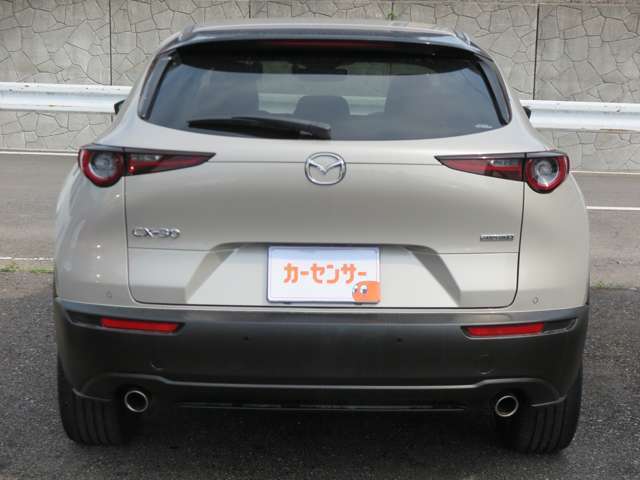 ご覧いただきありがとうございます！車両販売以外でも一般整備や板金など幅広く行っておりますのでお車の事でお悩みの際はお気軽にお問合せ下さい！