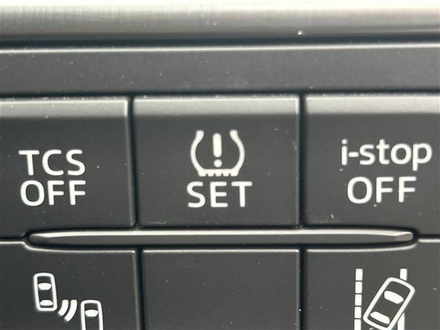 【運転席操作部】快適なドライブを楽しむための機能が装備されています！運転席から触れるので、使いやすいです！除菌プランいれていただくと、さらに清潔で安心していただけます！