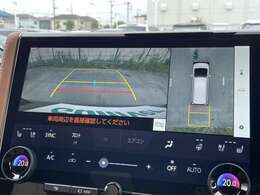 ◆純正ナビ◆【パノラミックビューモニター】クルマを真上から見下ろした視点で駐車をサポートします！クルマの斜め後ろや真横など、いち早く障害物に気が付くことができます。
