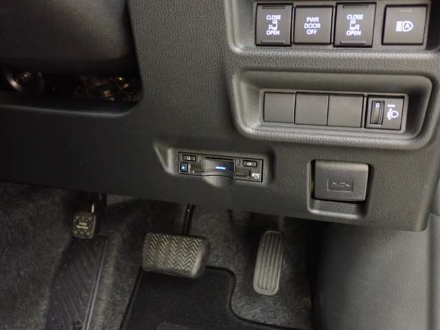 全方位カメラ・BSM・両側電動スライドドア・トヨタセーフティセンス・障害物センサー・LEDヘッドライト・スマートキー・純正ディスプレイオーディオ・Bluetooth・ETC・ドライブレコーダー