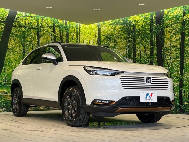 大好評のボディコーティング「弾スプラッシュコート」もご納車までに施工可能。通常のガラスコートと異なる、耐久年数6年の無機質ガラスコーティングが、ボディをキレイな状態に保ってくれます。