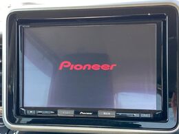 【ナビゲーション】目的地までしっかり案内してくれる使いやすいナビ。Bluetooth接続すればお持ちのスマホやMP3プレイヤーの音楽を再生可能！毎日の運転がさらに楽しくなります！！