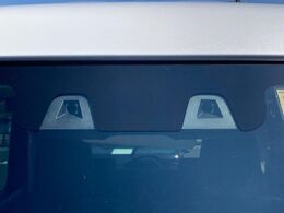 【スズキ　セーフティサポート】走行中に前方の車両等を認識し、衝突しそうな時は警報とブレーキで衝突回避と被害軽減をアシスト。より安全にドライブをお楽しみいただけます。