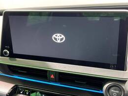 【12.3インチワイドナビ】高級感とインパクトのある大型ワイドナビを装備。各種オーディオ操作はもちろん、横長ワイド画面でのマップ2分割表示など、利便性も高いナビです♪