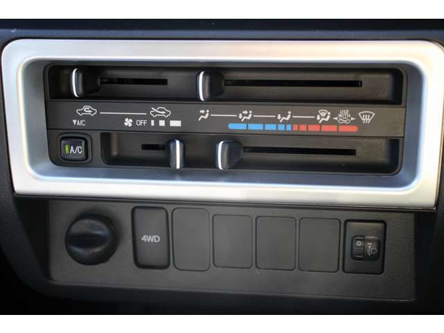 週末見に行こうかなと思っている車は見つけた時点ですぐにご連絡下さい！お客様が見ていいなと思う物は他のお客様もいいと思っています。見つけたその時がタイミングです！