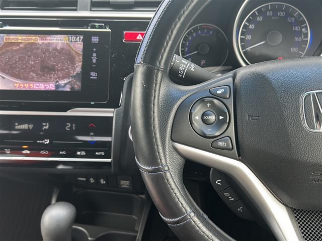 気になる車はすぐにお問い合わせください！画面右側の0066から始まる無料ダイヤルからお問い合わせ下さい！専門スタッフがお車のご質問にお答えいたします！