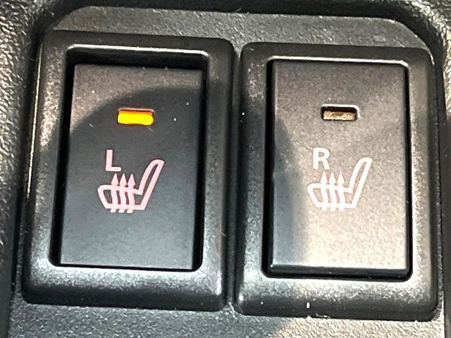 【シートヒーター】寒い日に重宝するシートヒーター！エアコンより早く温まってくれるので寒がりの人も安心ですね♪エアコンの温風は乾燥するから苦手、という方にもをおすすめです。