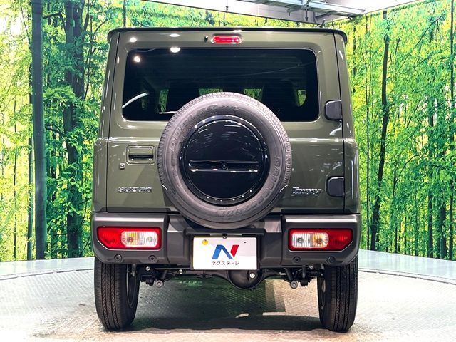 安心の最長10年・走行無制限保証（有償）をご用意。保証内容も充実はもちろん、無料点検＆オイル交換や、年中無休の全国・24時間ロードサービスも付帯されておりますのでご安心下さい。