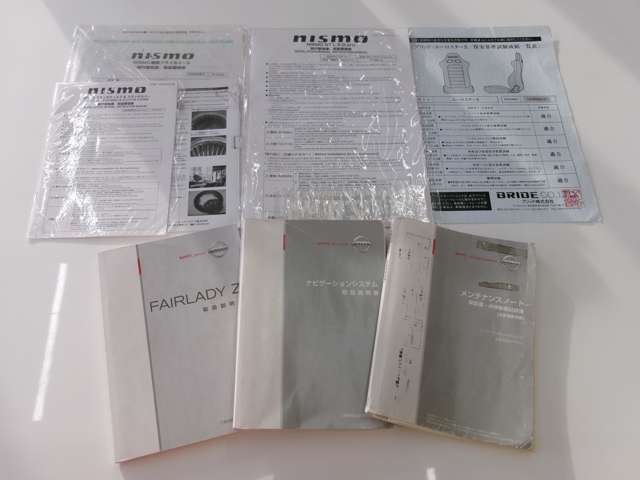 年式相応ですが、納車時にはできる限りキレイに納車させていただきます。どうしても気になるところ等ありましたら、低価格にてお直しいたしますので、何なりとお申し付けください。