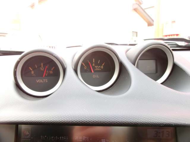 エンジンオイル・ワイパーゴム新品交換いたします。　安心して乗っていただけるよう、当社指定の整備工場にて実施します。交換箇所の修理についてはお客様のご負担無しで、当社が責任をもって交換修理をいたします！