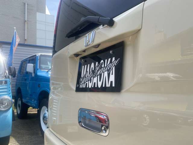 バックカメラ搭載。
