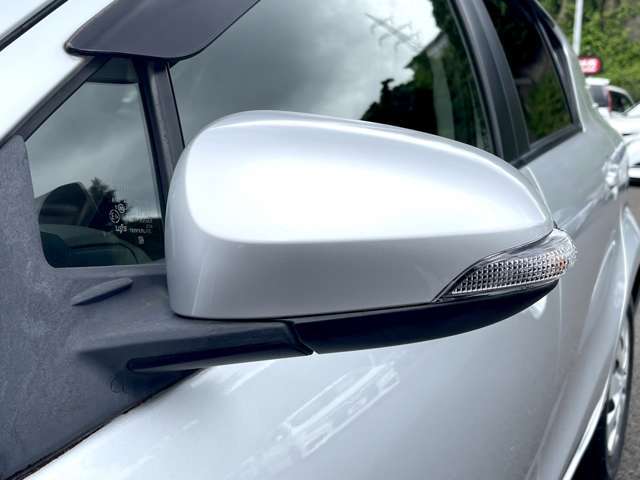 「ウインカーミラー」　見た目だけでなく、対向車からの視認性向上につながって安全度もアップ☆
