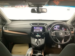 広びろとした視界が運転にゆとりを広げます。