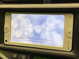 【純正ナビ】人気の純正ナビを装備。オーディオ機能も充実しており、Bluetooth接続すればお持ちのスマホやMP3プレイヤーの音楽を再生可能！毎日の運転がさらに楽しくなります！！