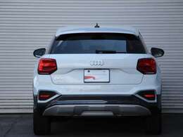 クリーンディーゼル2.0 TDIエンジンを搭載する「35TDI アドバンスド」、「35TDI Sライン」を用意。出力110kW（150馬力）、最大トルク340Nmと余裕たっぷりの性能を実現。