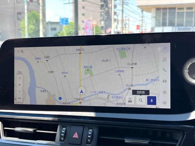【12.3インチディスプレイオーディオ】スマートフォンと連携が可能な大画面ディスプレイオーディオです。スマートフォンのナビ機能を使用したり、Bluetooth接続で音楽もお楽しみいただけます！