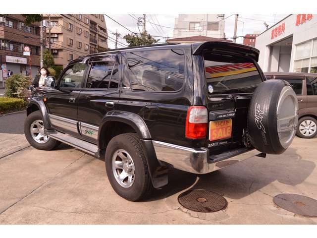 内外装共に程度良好のお車です