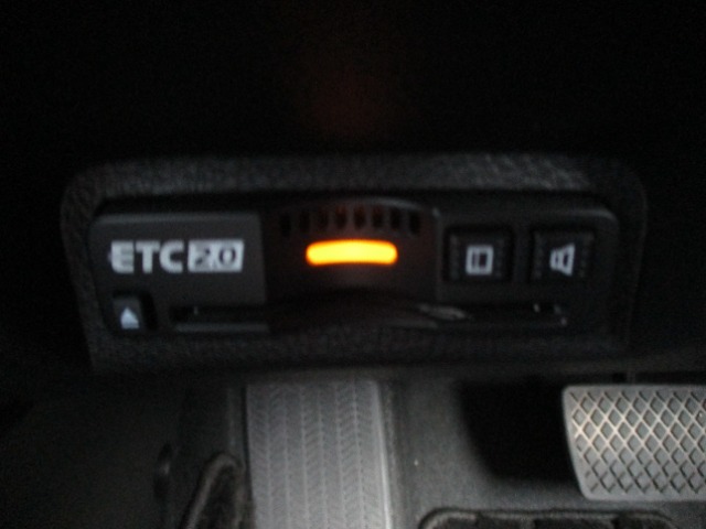 遠出には欠かせないアイテム！ETCももちろんついております♪