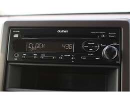 純正CDチューナー搭載　FM/AM・CDが楽しめます。