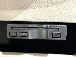 【ETC】高速道路の料金所をストレスなく通過！話題のスポットやサービスエリアに多い「スマートIC」利用時は必須のアイテムです。当店でセットアップを実施、ご納車当日からすぐにご利用いただけます！