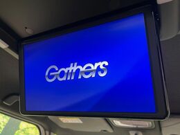 【フリップダウンモニター】大画面モニターで後席でもエンタメをお楽しみいただけます。小さなお子様にも大人気の装備です♪