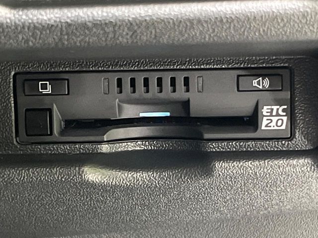 【ETC】高速道路の料金所をストレスなく通過！話題のスポットやサービスエリアに多い「スマートIC」利用時は必須のアイテムです。当店でセットアップを実施、ご納車当日からすぐにご利用いただけます！