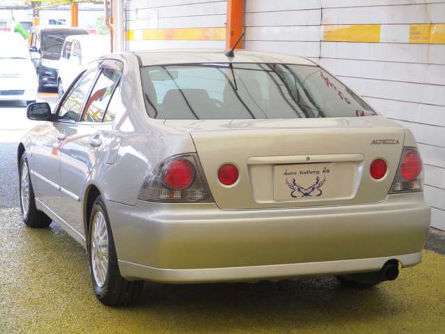 車検・修理・任意保険・保証等、お車の事なら何でもご相談ください。