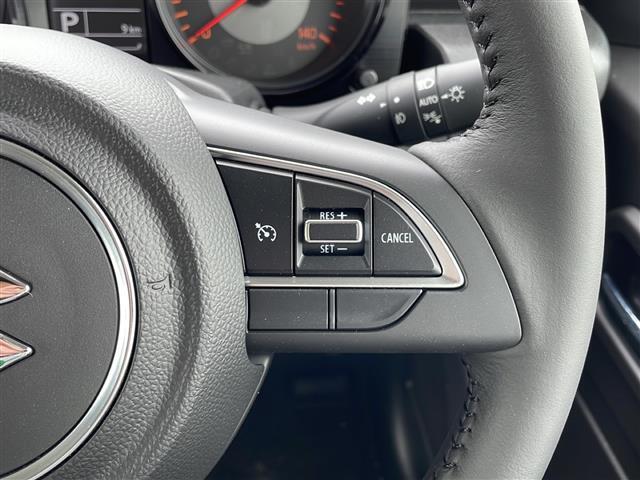 【オートクルーズコントロール】アクセルを離しても一定の速度で走ってくれるので運転負担軽減につながります♪
