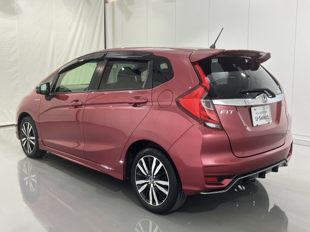 【ご納車前整備】お車は、法定12ヶ月点検整備または、車検整備を実施後にご納車させて頂きます