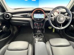 輸入車グループ総在庫数約2，000台！全国の系列店からメーカー・車種問わずご紹介出来るので、あなたにピッタリのお車が見つかるはずです♪まずはお問い合わせ下さい☆