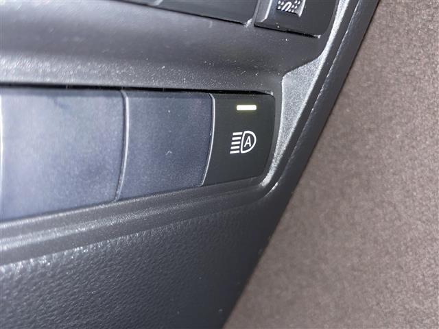 【運転席操作部】快適なドライブを楽しむための機能が装備されています！運転席から触れるので、使いやすいです！除菌プランいれていただくと、さらに清潔で安心していただけます！
