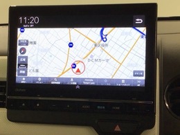 アップルカープレイ、アンドロイドオート対応ギャザズナビ搭載です。知らない道も安心ですね！