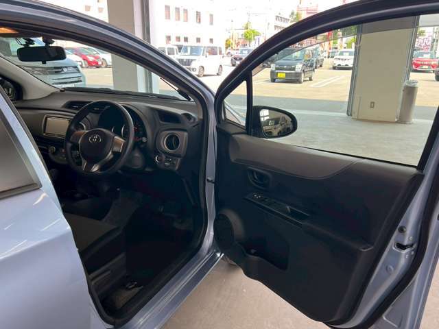 自社陸運局認証工場＆指定工場完備！国家資格車検検査員資格を持った整備士による整備。ステレオ・エアコン等走行に関係の無い所も不具合箇所が有れば修理してご納車致します☆